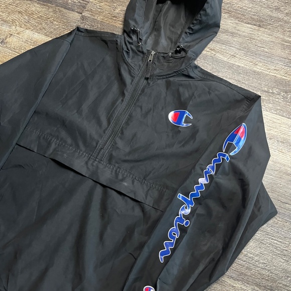 Champion Windbreaker Lightweight Size Large Black Outdoor Track Athleisure - Picture 2 of 4